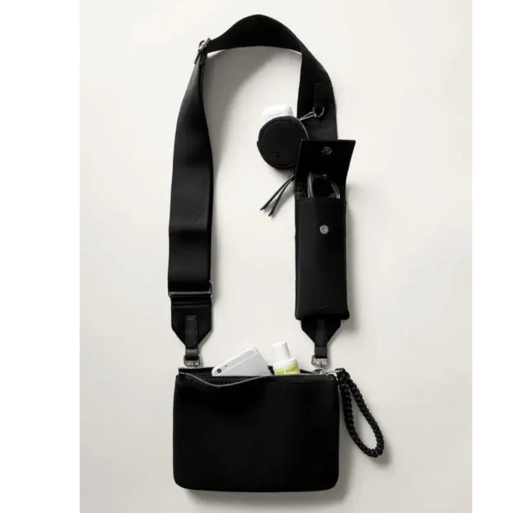 Athleta Revive Modular Crossbody Bag Black Sunglasses AirPod Pouch Travel Bag